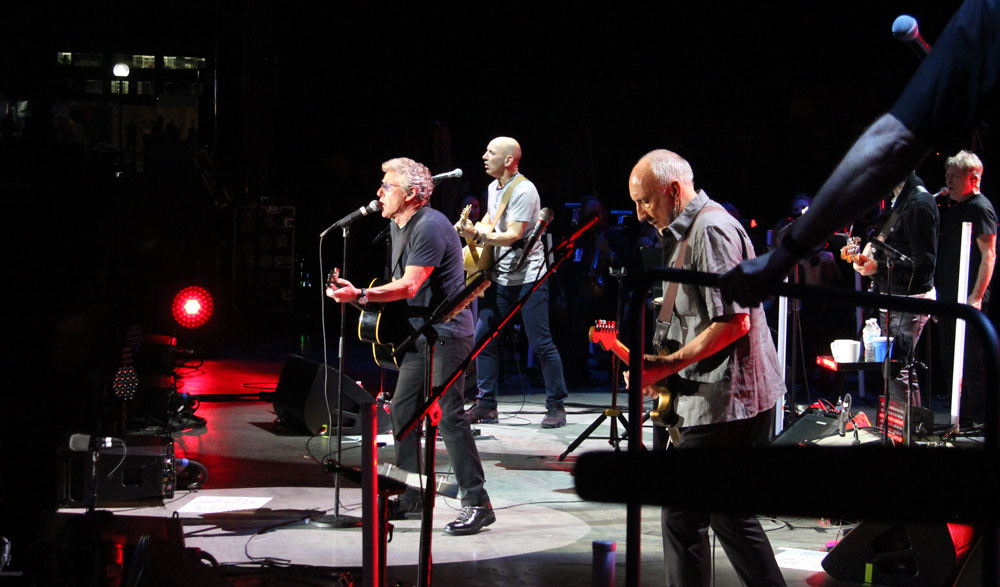 Moving On! Tour: St Louis, MO, May 23, 2019 - The Who